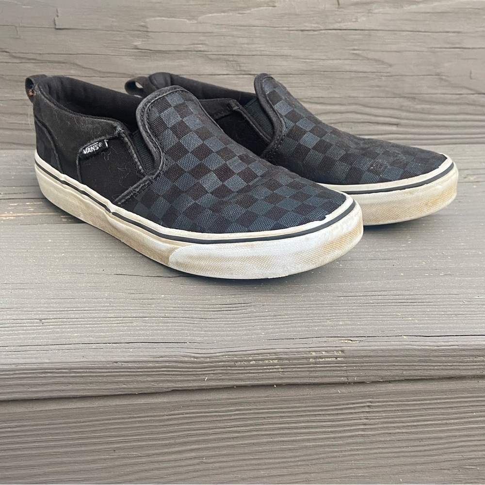 Kids slip on checkerboard Vans black/pewter size 13.5 used condition.